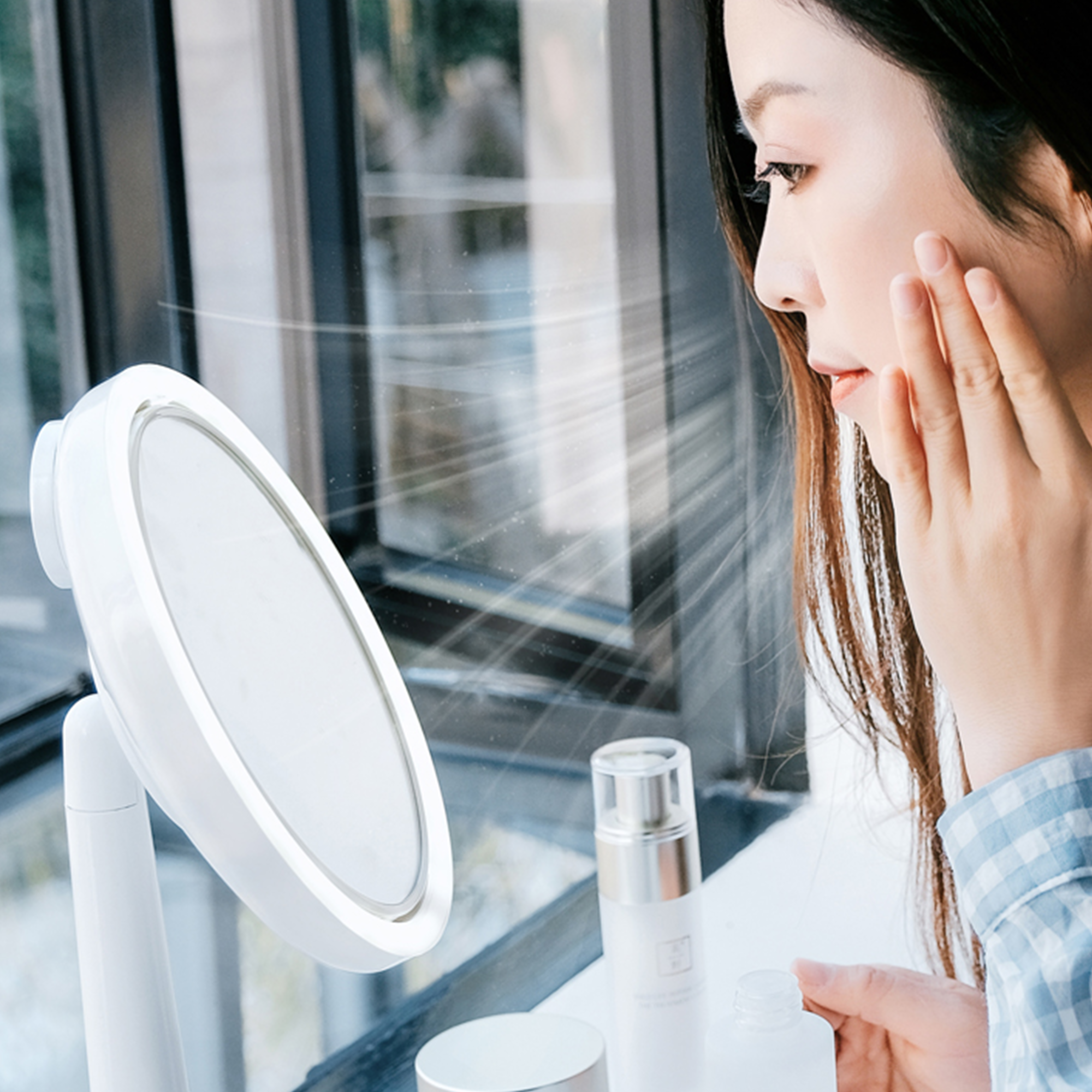 CF-M2000 轻奢LED带风扇USB充电式化妆镜